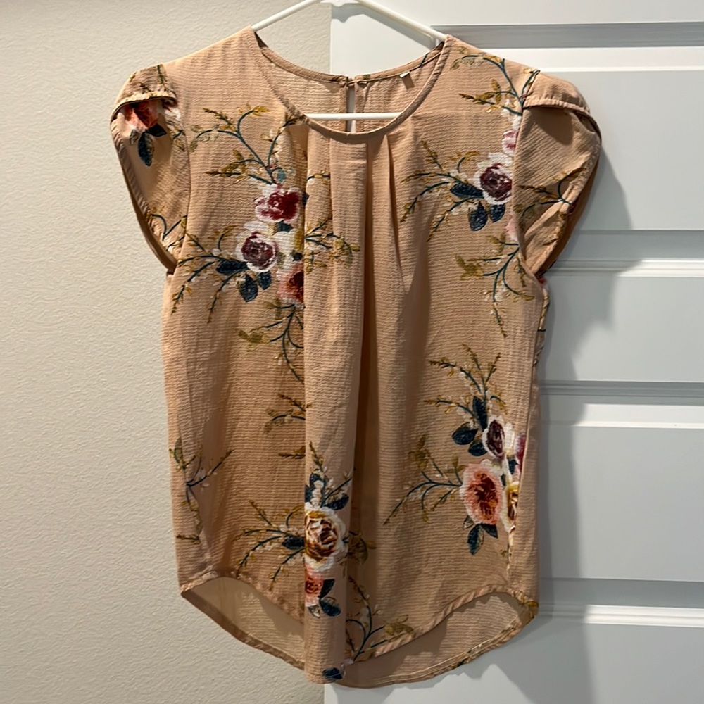 Floral top
